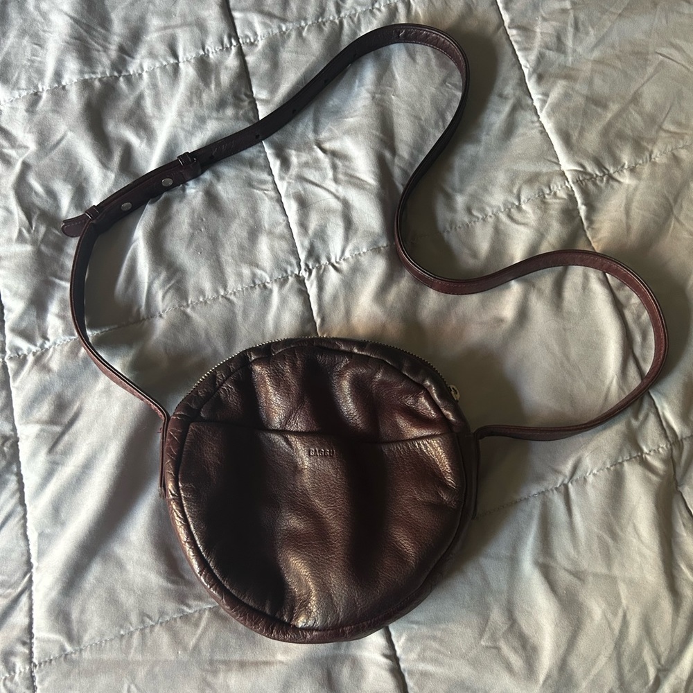 Baggu leather circle bag